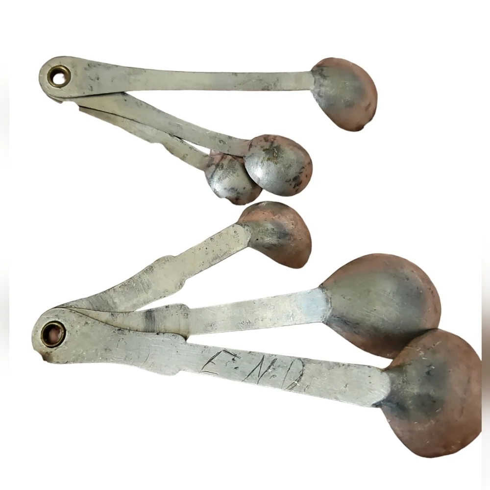 Rare Vintage Americana  C.1900 Tin Measuring Spoons